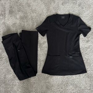 Jaanuu Black Scrub Set